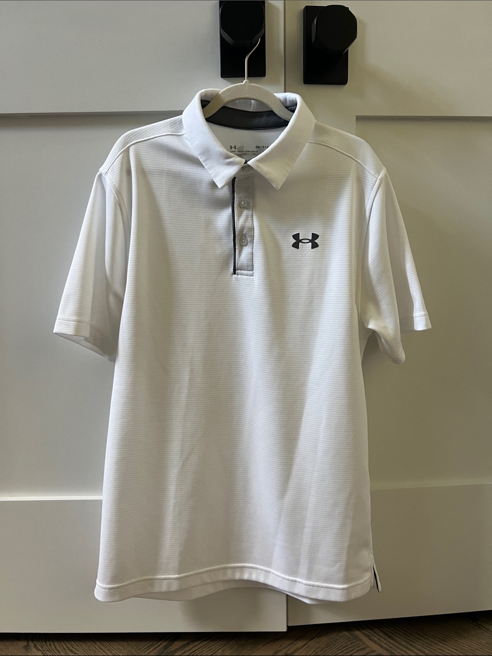 Under Armour White Men's Short Sleeve Polo